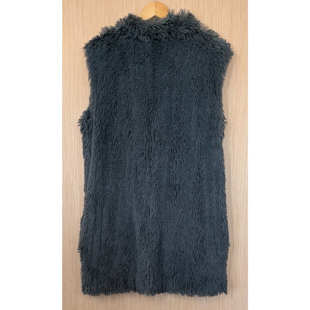 Angie Faux Fur Shaggy Vest Womens Size Large Pockets Gray Lined Soft - Picture 5 of 13